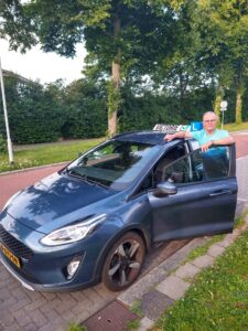 Rijschool VIctorie neemt rijschool ML over!